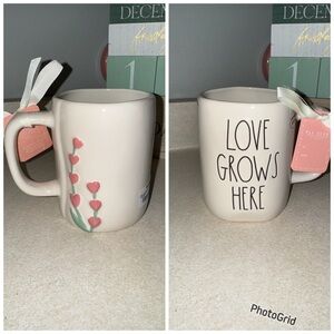 Rae Dunn love grows here